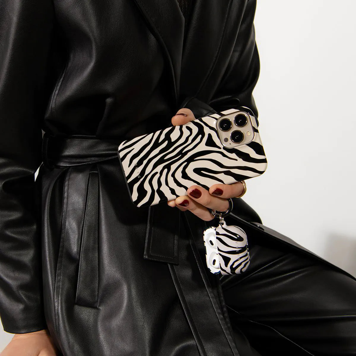 قاب گوشی دخترانه عروسکی