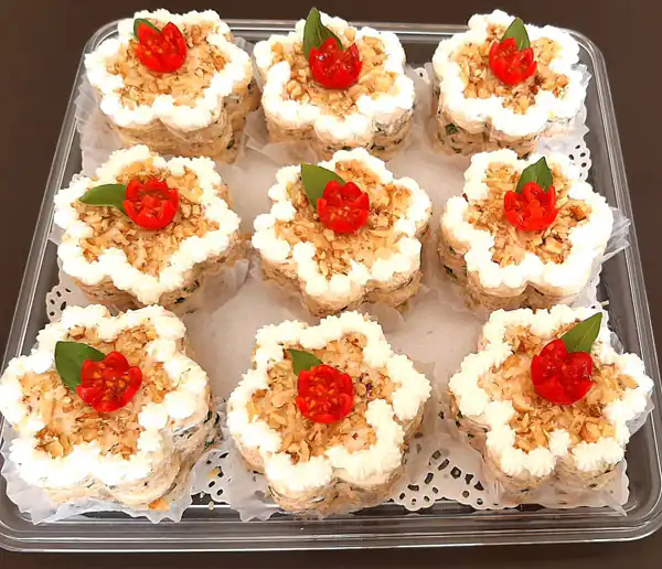 تزیین کیک مرغ تک نفره