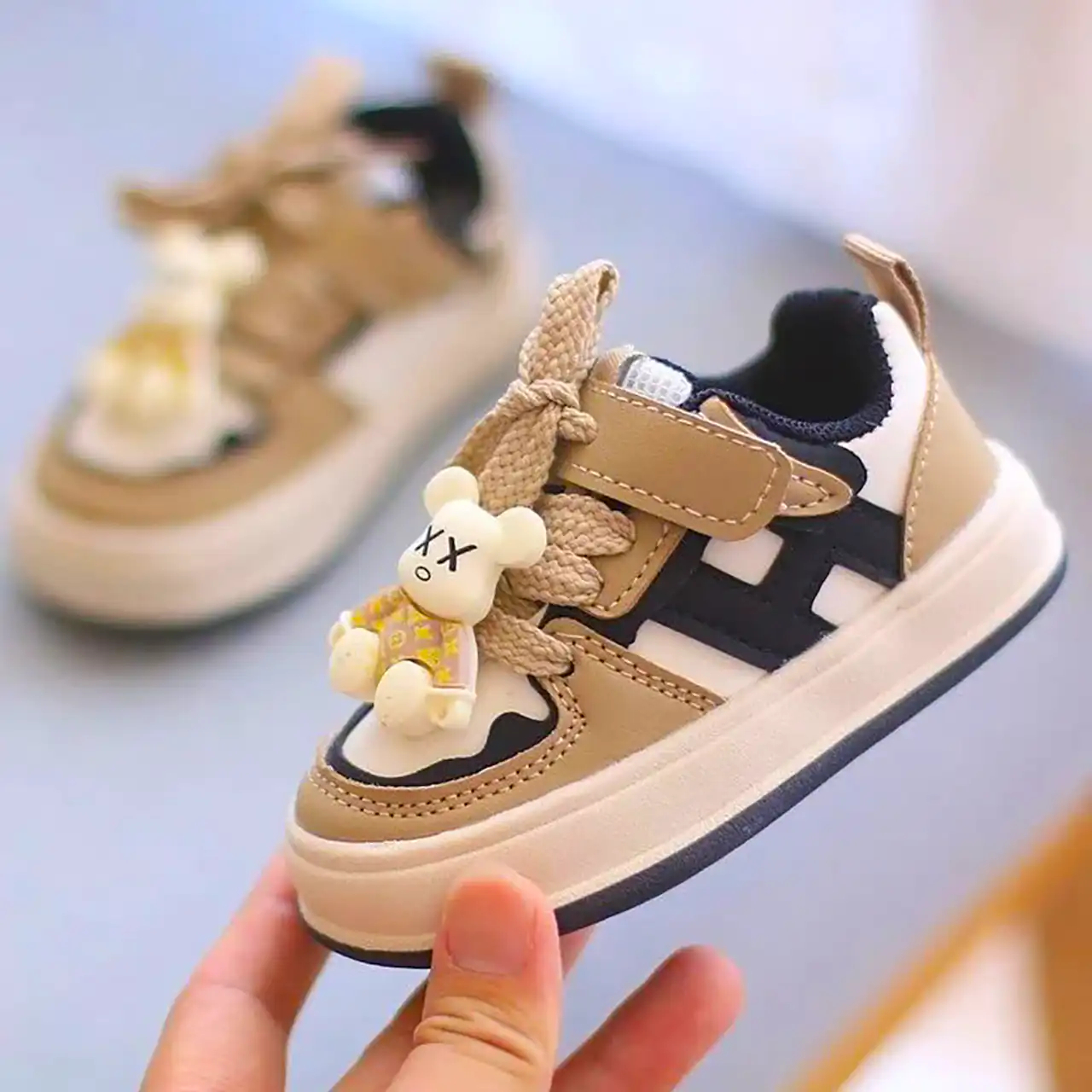 کتونی اسپرت بچگانه