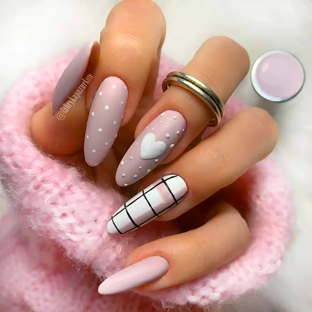 دیزاین ناخن با تم کاکائویی