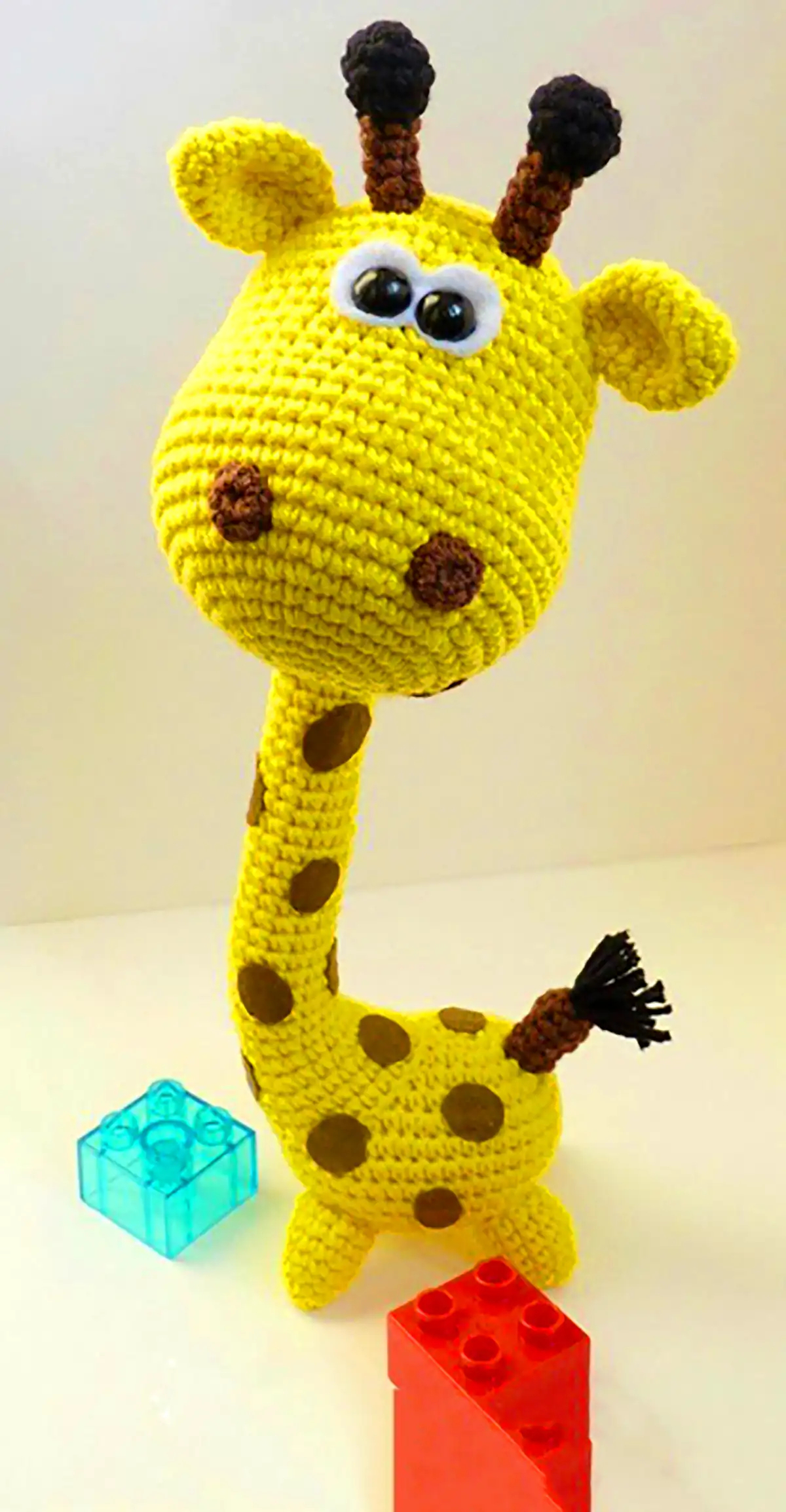 عروسک بافتنی زرافه دخترانه