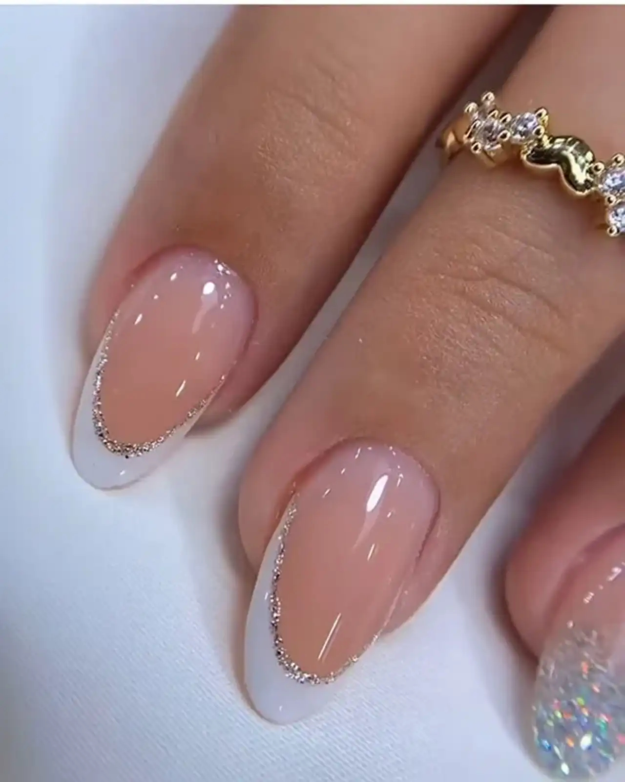 مدل ناخن فرنچ اکلیلی + مدل های زیبا و ترند ناخن فرنچ اکلیلی با ایده های بسیار شیک