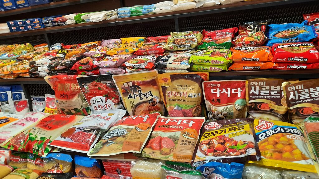 خوراکی های چینی ها در بازار ایران