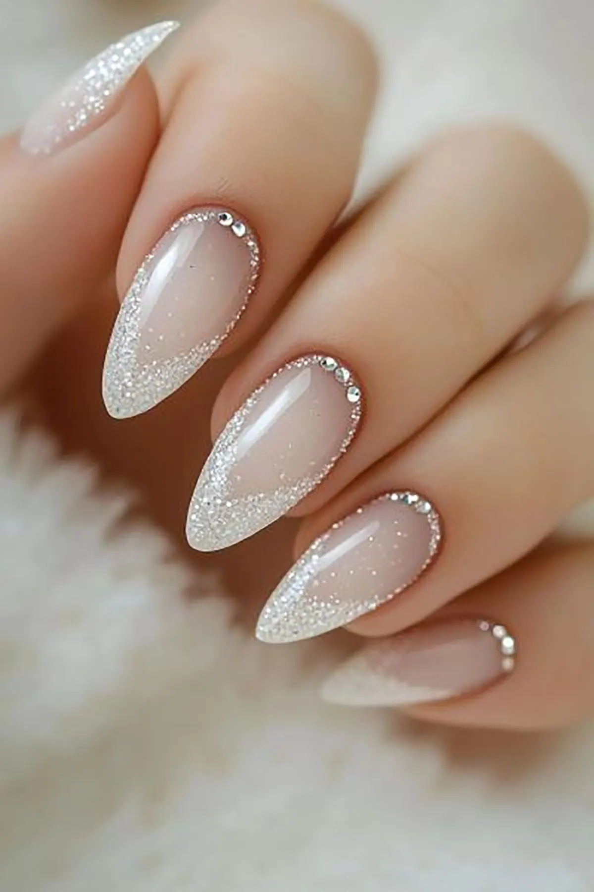 طرح ناخن شیک و باکلاس کوتاه