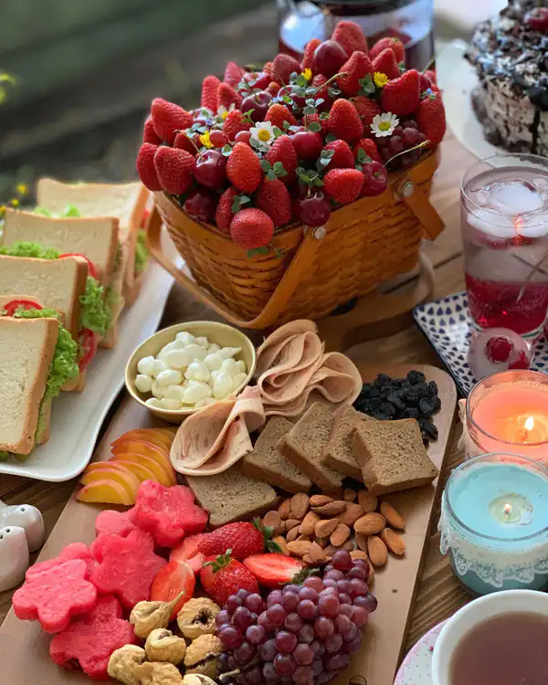 میوه آرایی با میوه های تابستانی