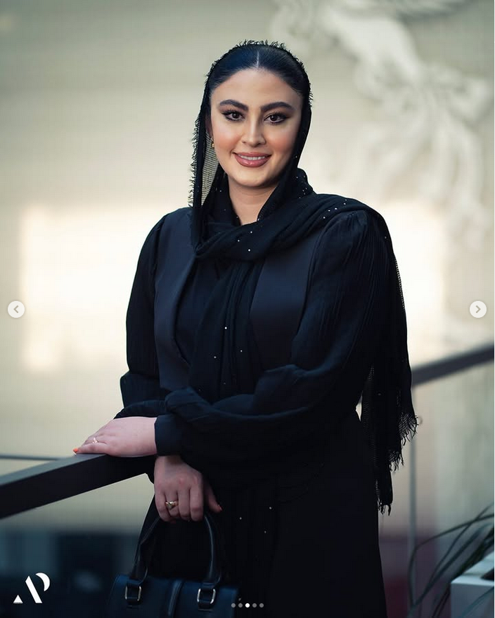مریم مومن