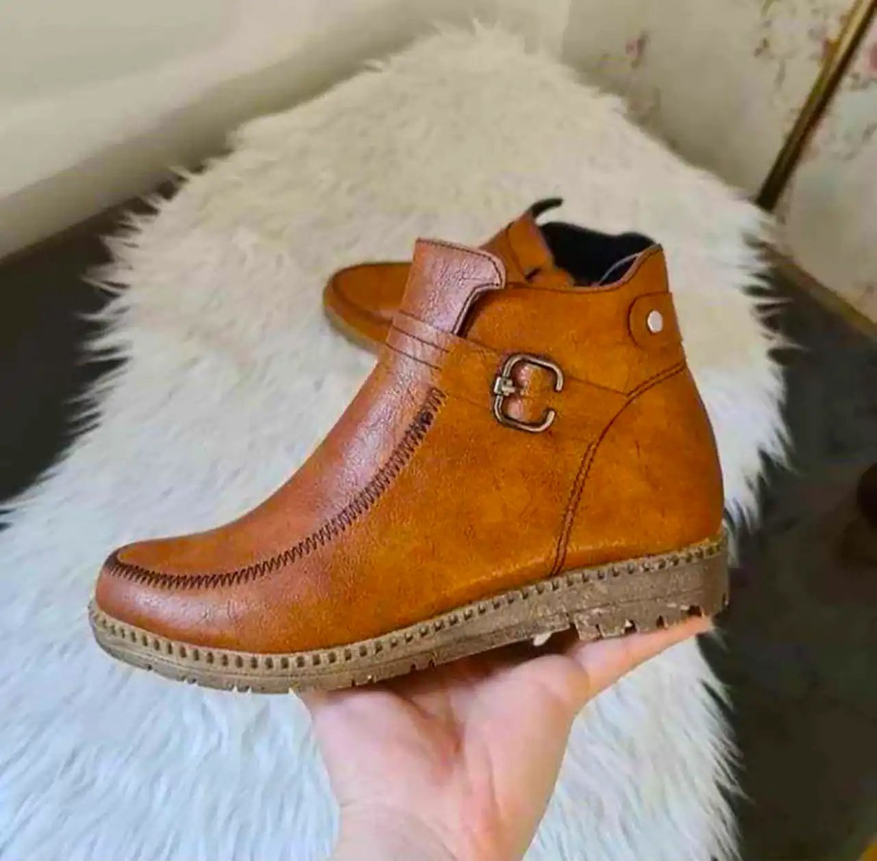 نیم بوت شیک پاییزی