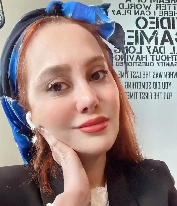 تاریخ وبگردی | آرام جعفری «دختر مهتاج» سریال زیر آسمان شهر سال ۱۴۰۴