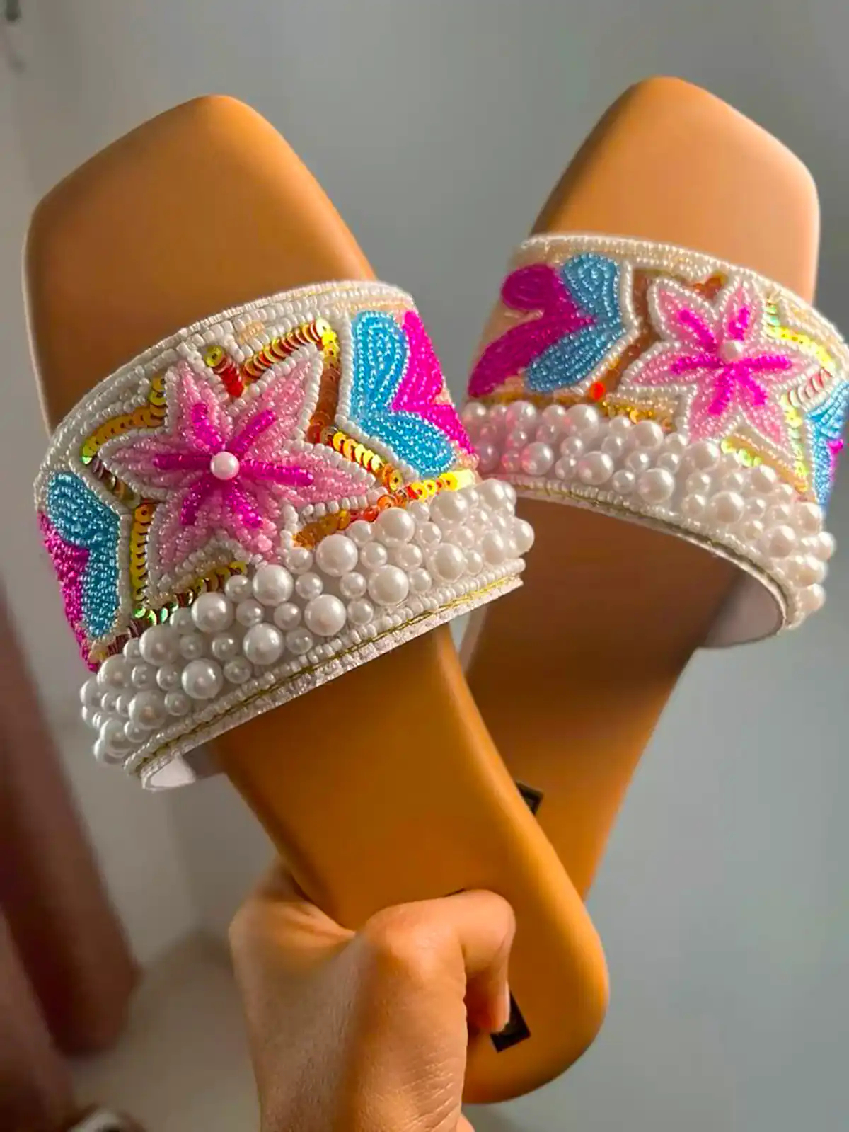 صندل مرواریدی چند رنگ زنانه
