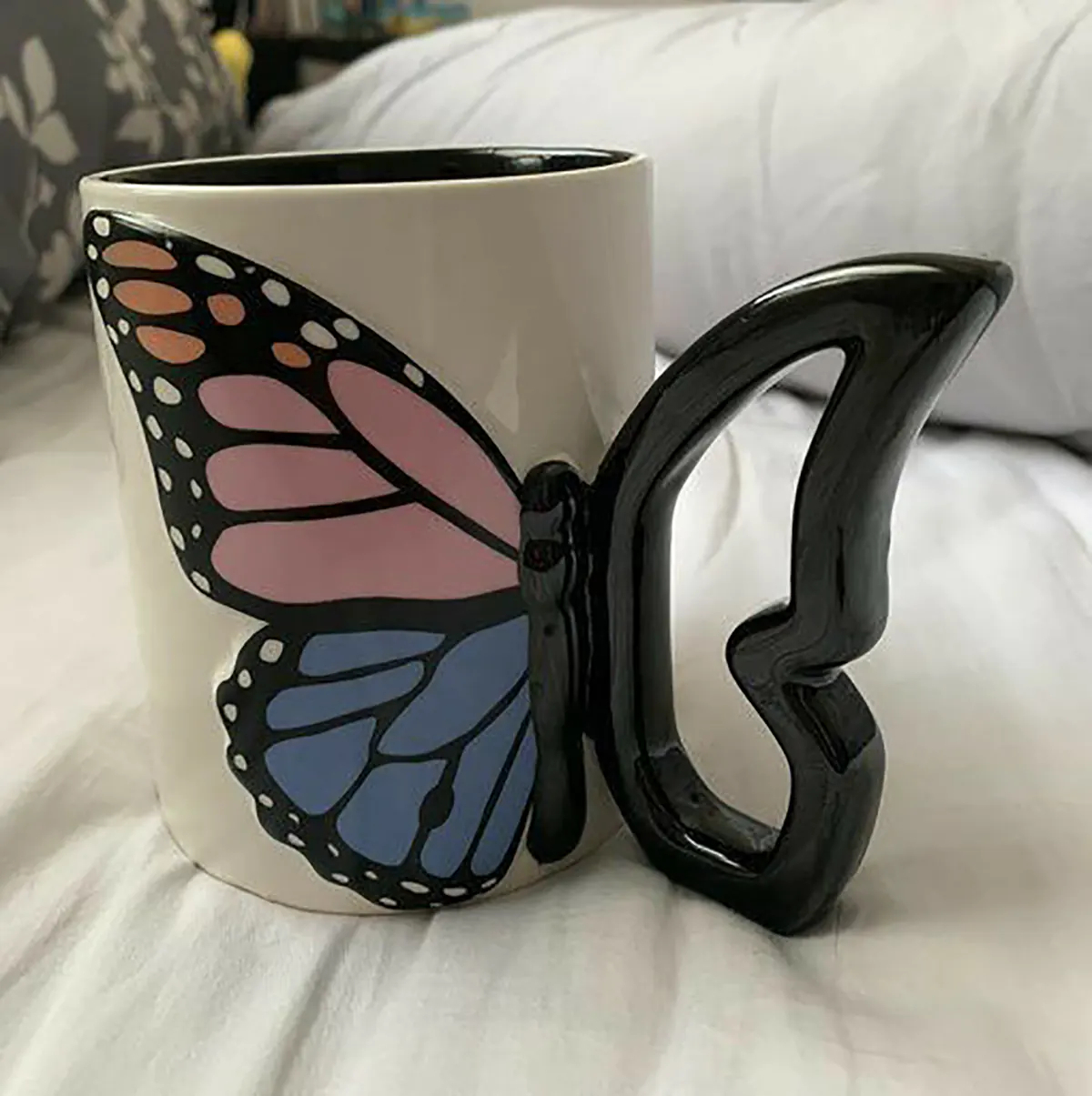 ماگ پروانه ای ماگ پروانه تراول ماگ پروانه تراول ماگ پروانه ای ماگ طرح پروانه ماگ با طرح پروانه طرح پروانه روی ماگ ماگ friendly ماگ خاص