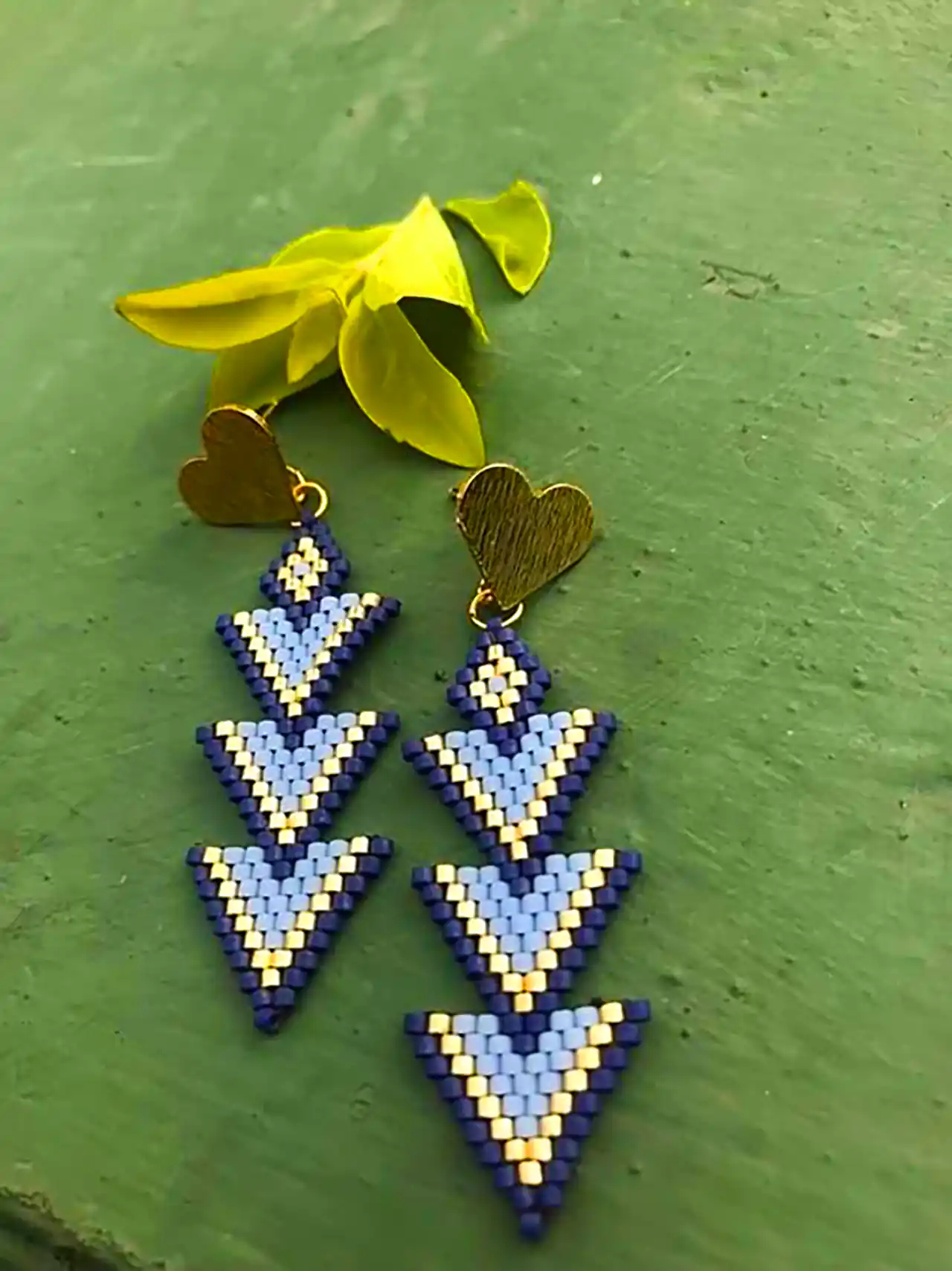 گوشواره با منجوق میوکی