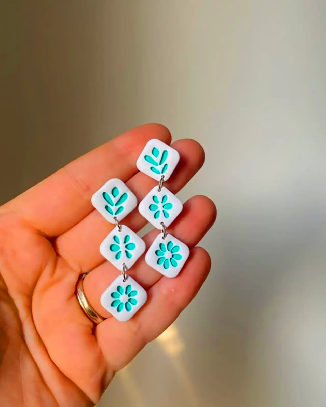 گوشواره سفالی گل آبی 