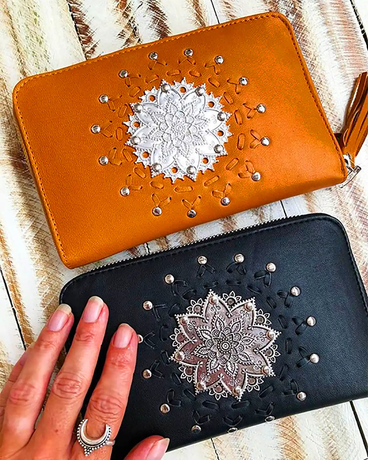 کیف پول چرمی دست دوز