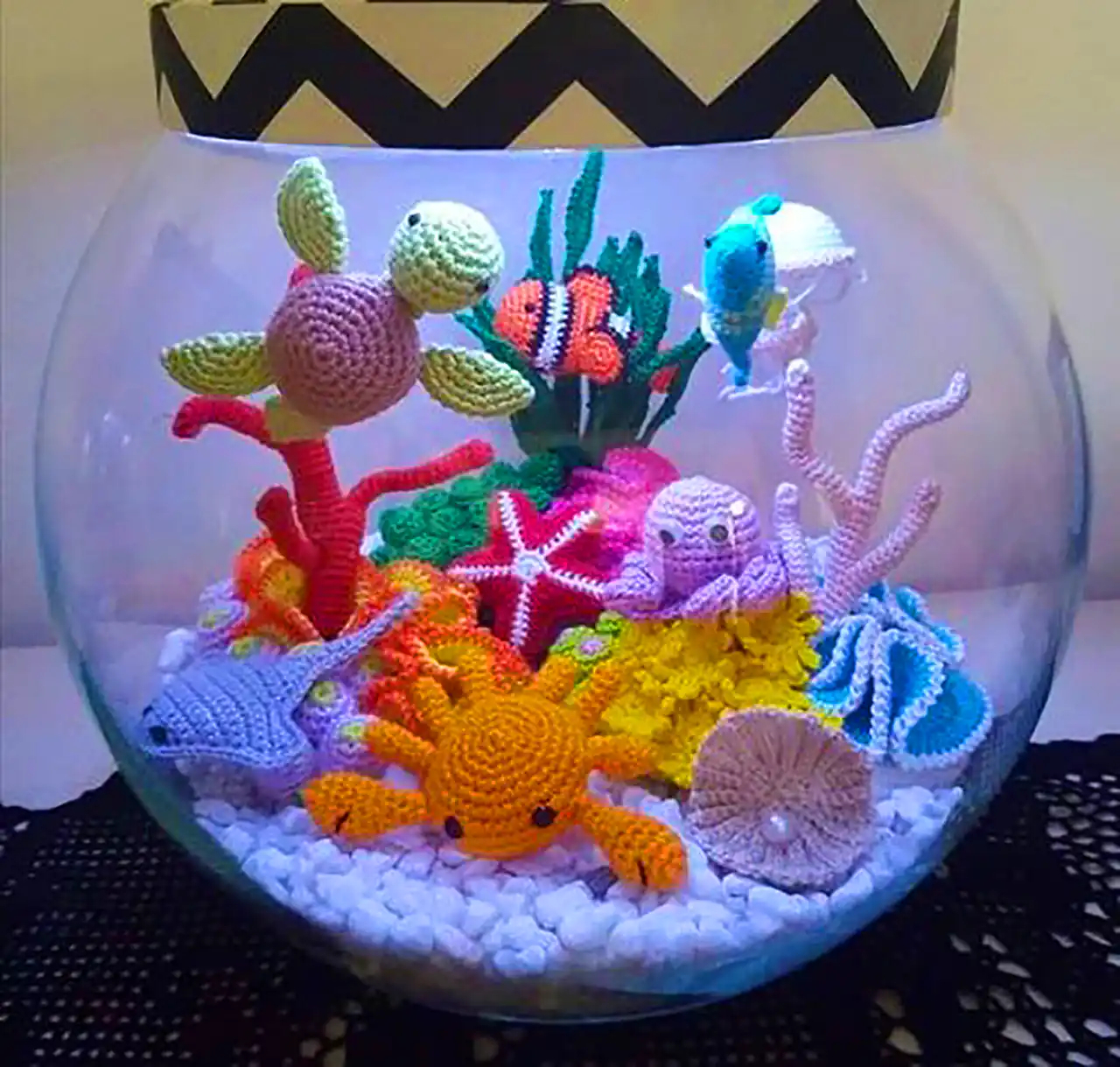 آکواریوم بافتنی هنری