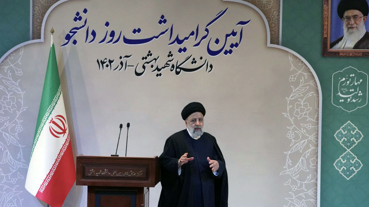 	مراسم ویژه روز دانشجو با حضور رئیس جمهور در دانشگاه شهید بهشتی برگزار شد	