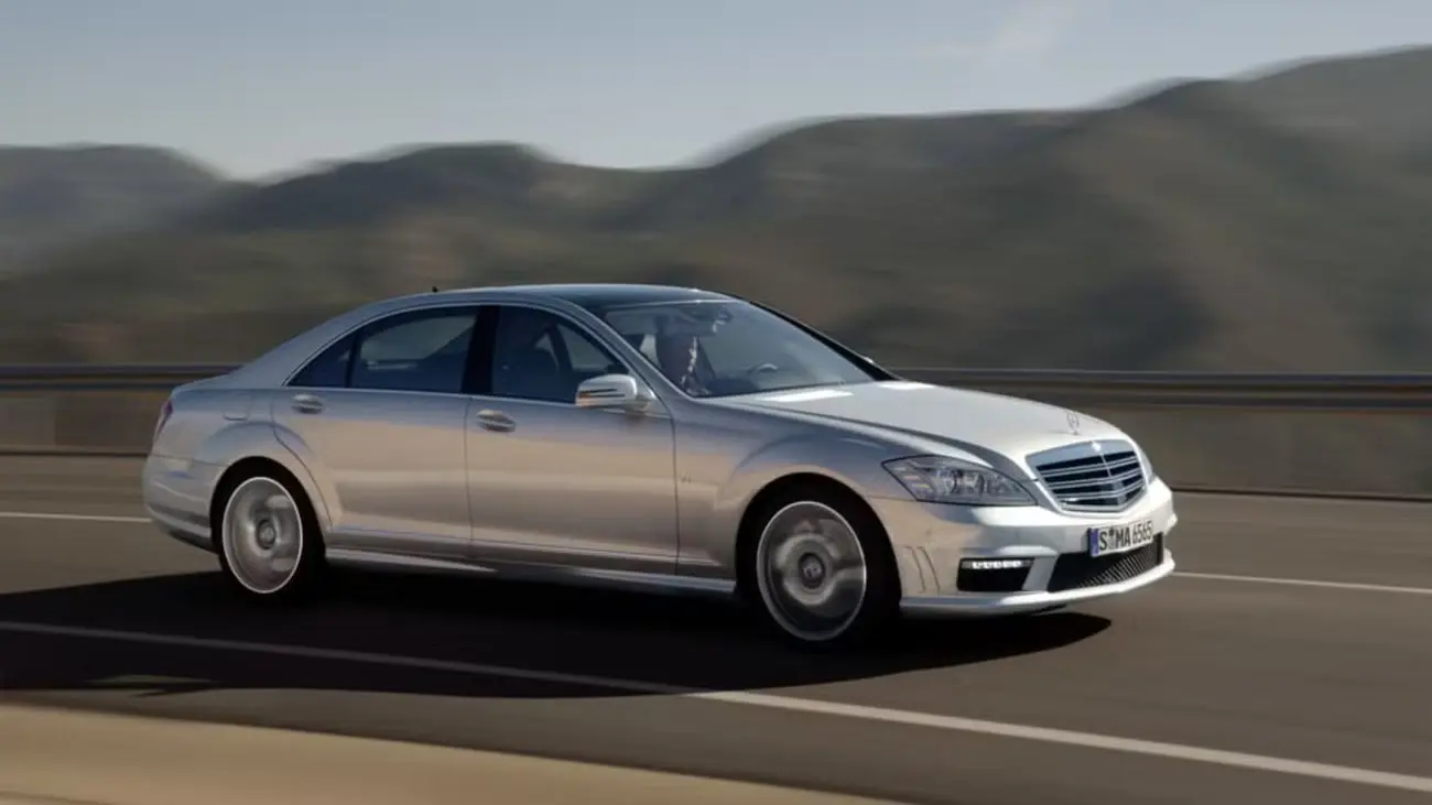 ۸- مرسدسبنز S550 نسل W221