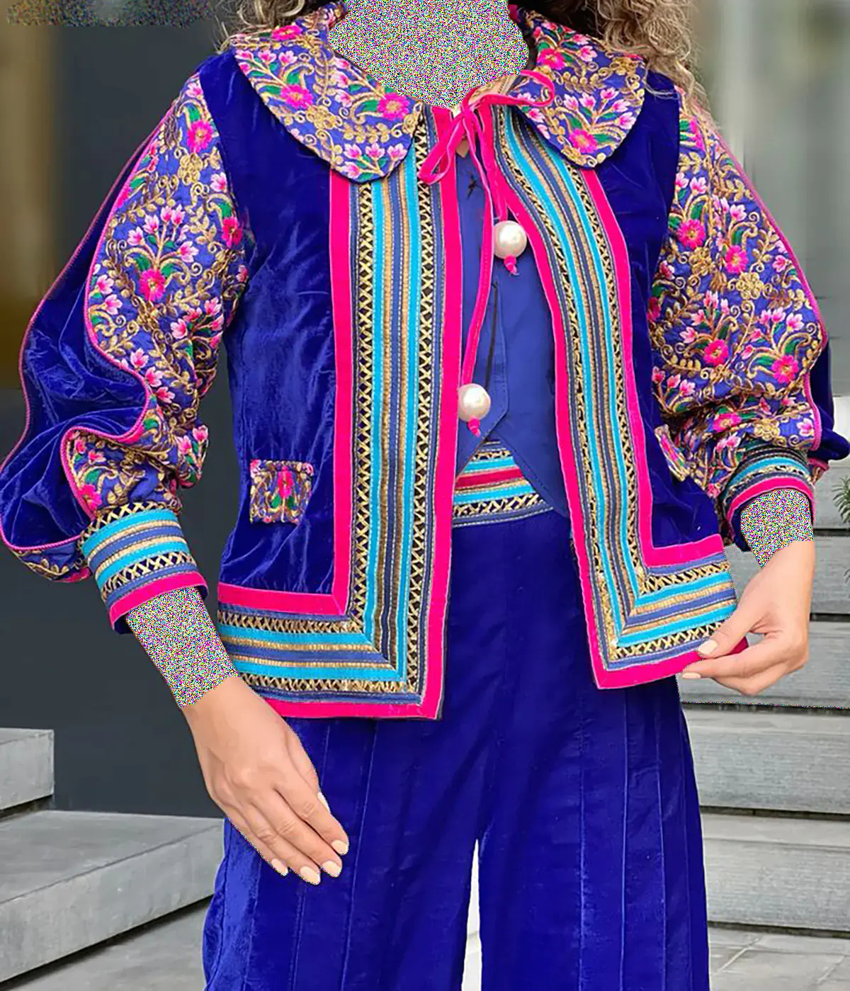 مانتو هنری خاص مانتو هنری سنتی استایل هنری دخترانه ایرانی مانتو چهاردکمه مانتو هنری کوتاه مدل مانتو چهار دکمه جدید خرید لباس هنری زنانه مانتو چهار دکمه اداری