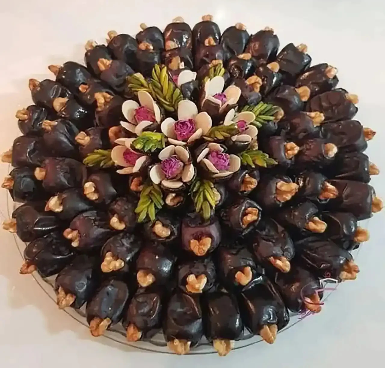 تزیین خرما برای روضه + زیباترین ایده ها برای تزیین خرما برای روضه ائمه