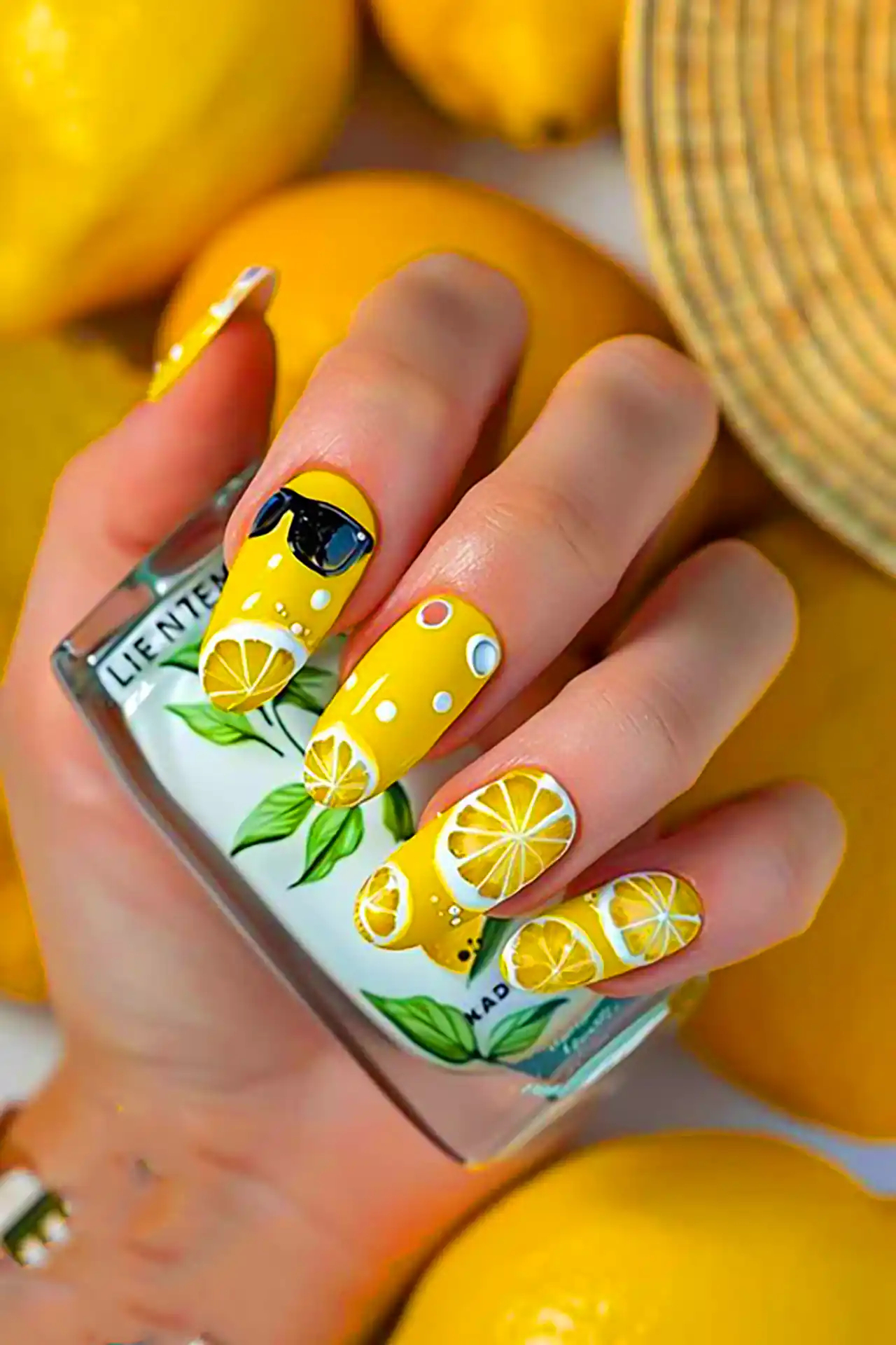 دیزاین ناخن با طرح لیمو