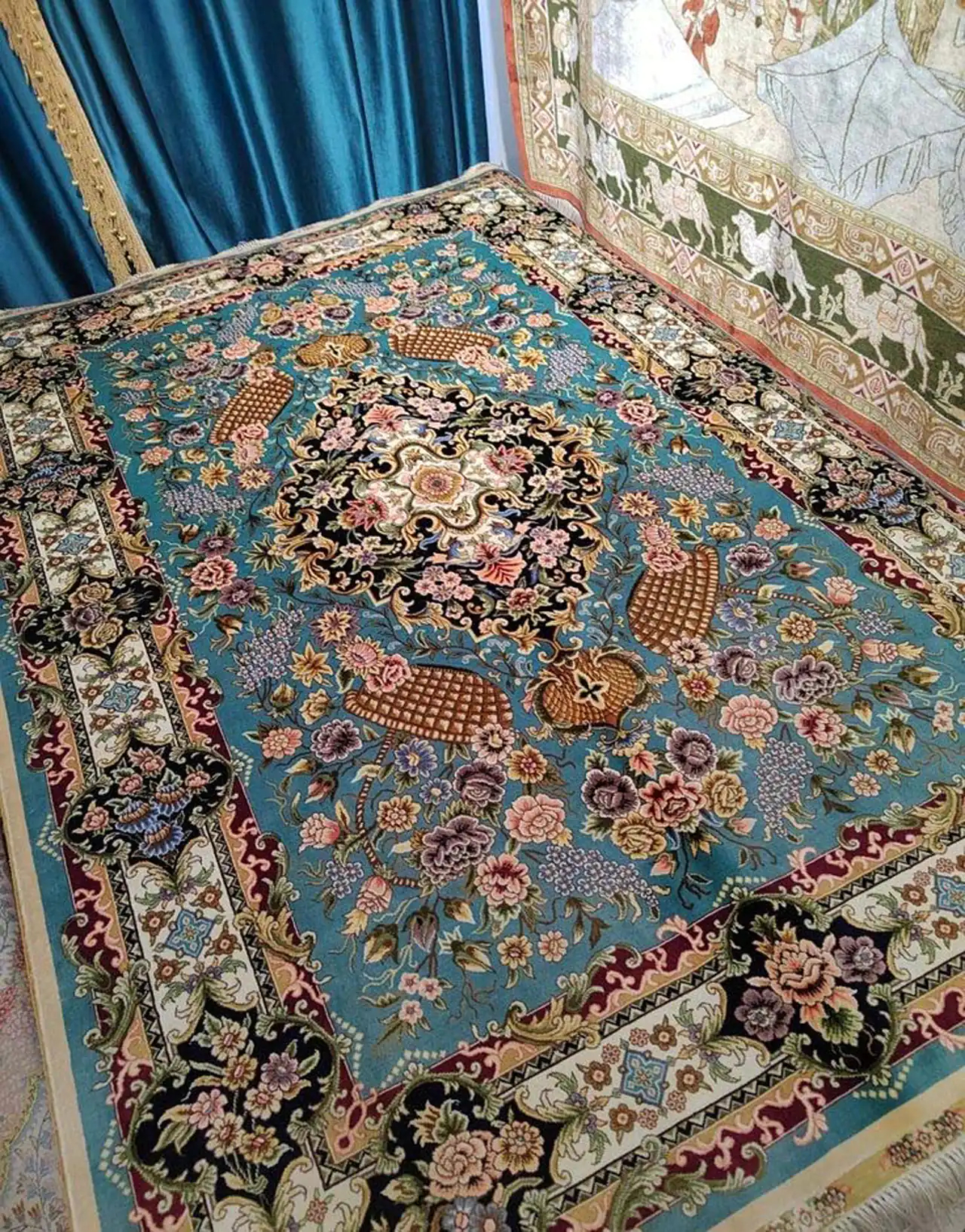 جدیدترین مدل فرش پذیرایی ۱۴۰۴ + زیباترین مدل های فرش پذیرایی ترند امسال