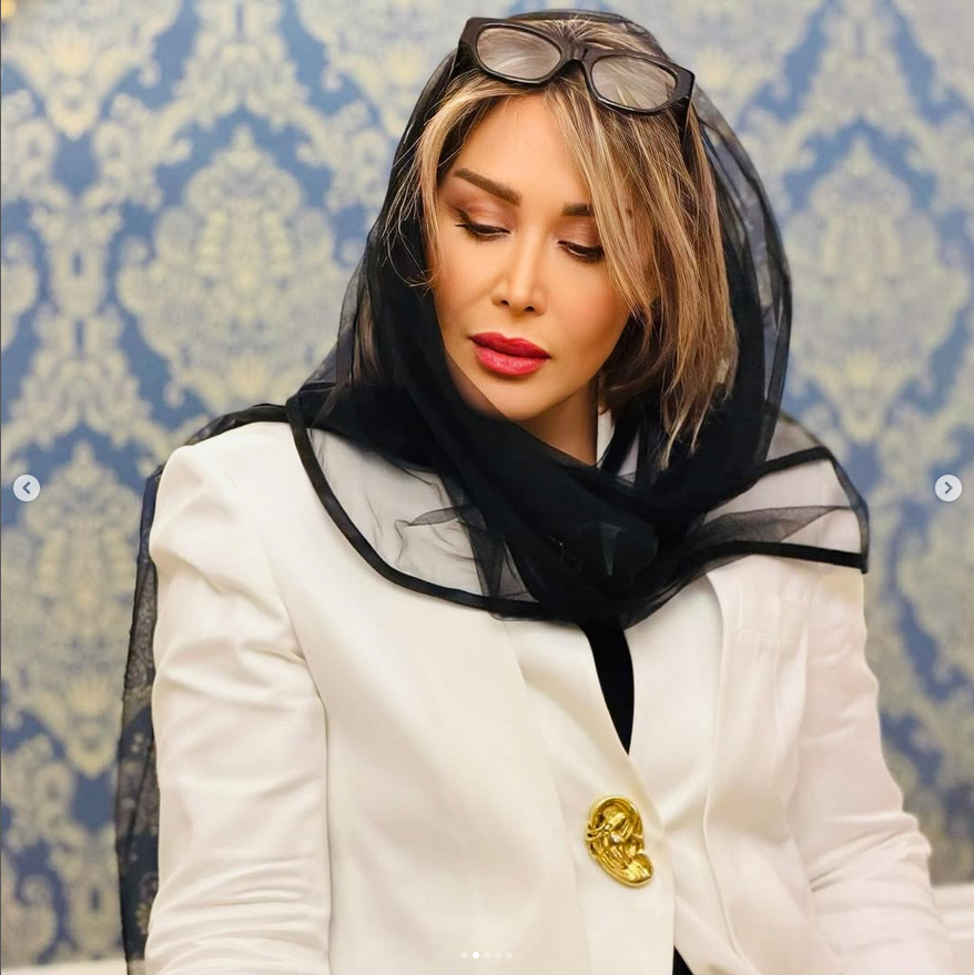 سارا منجزی پور