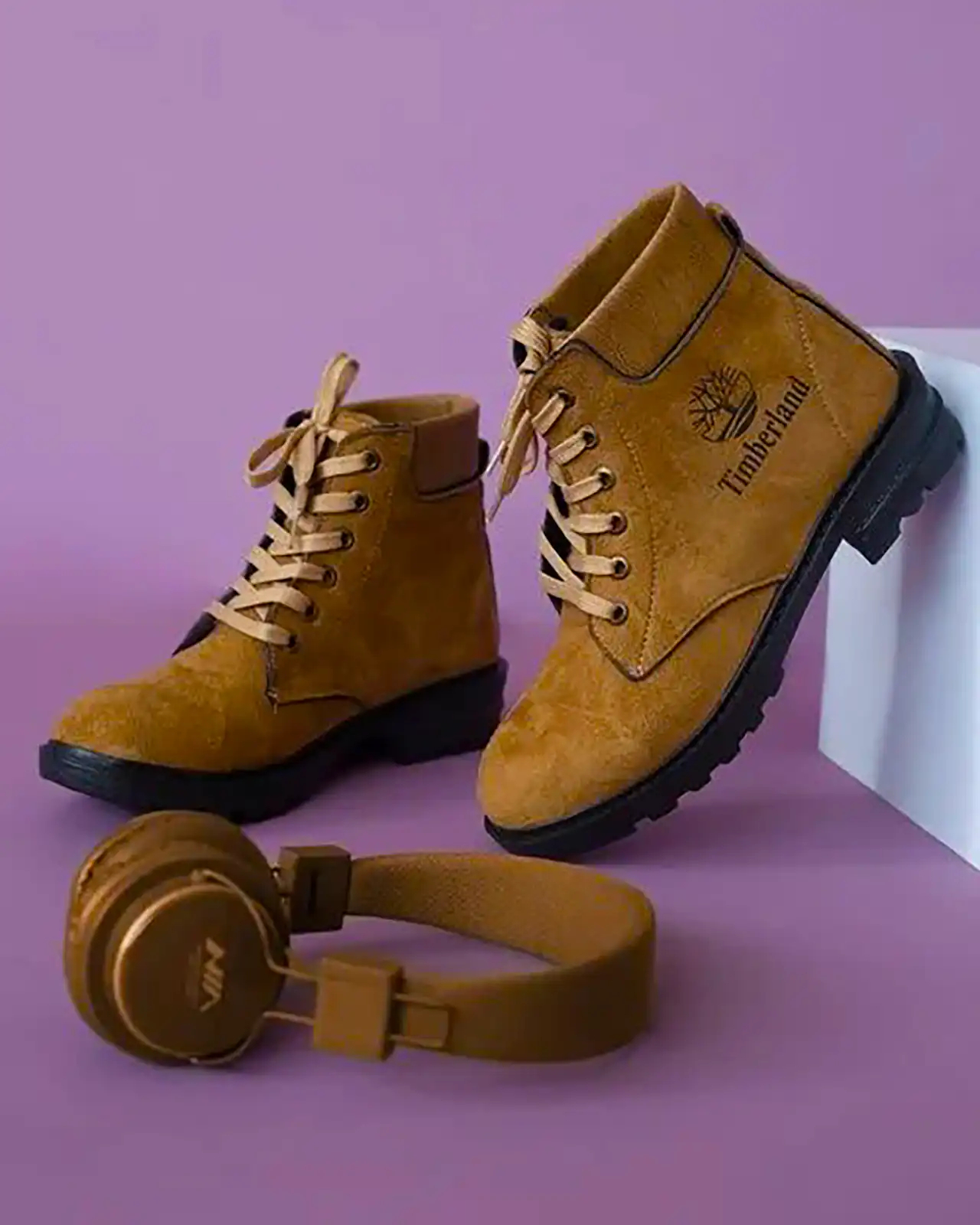 نیم بوت شیک پاییزی