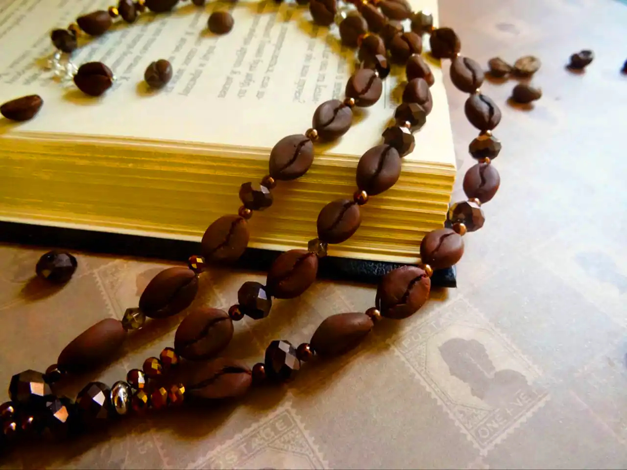 زیورآلات دستساز با الهام از قهوه