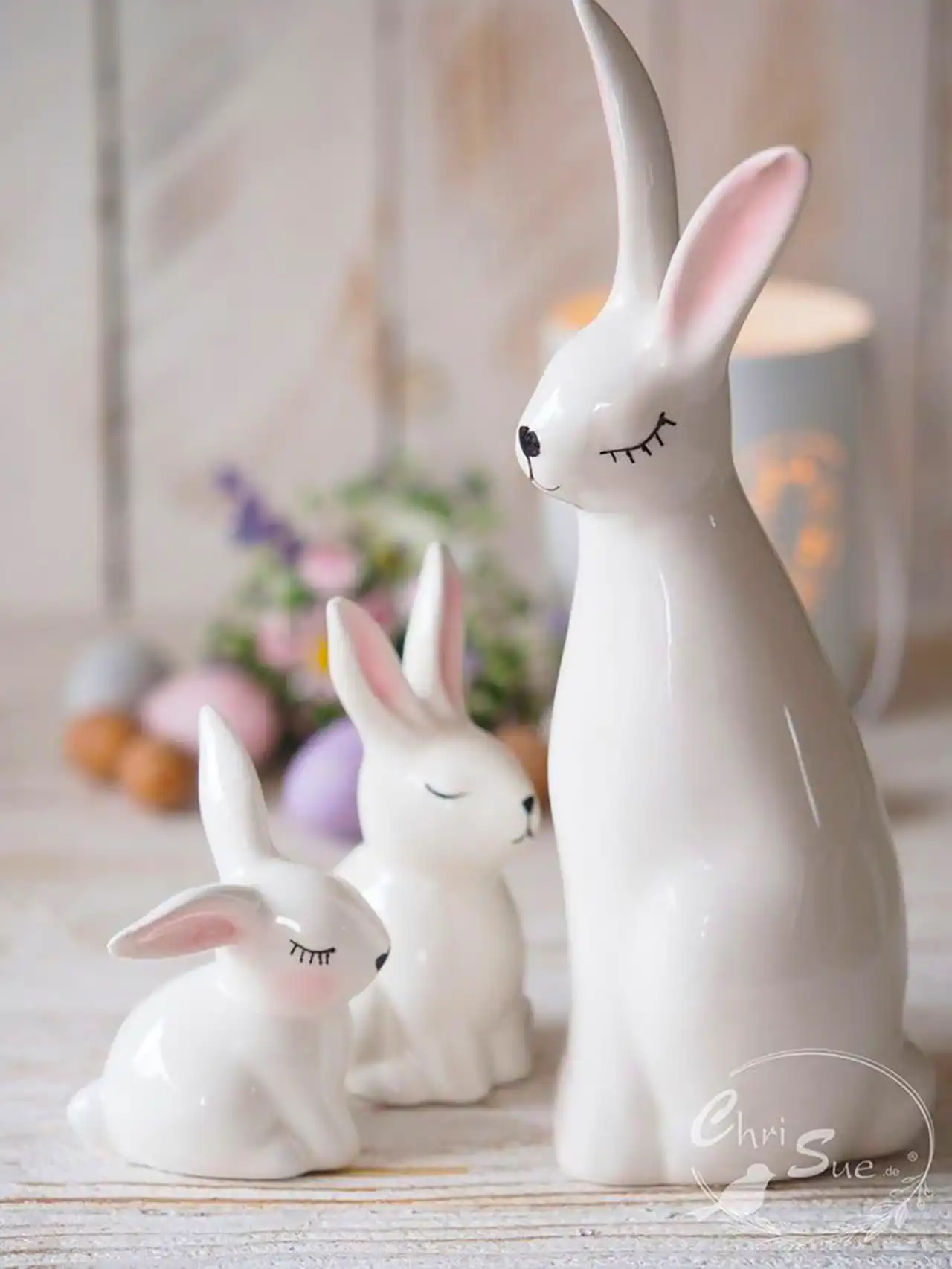 مجسمه خرگوش بازیگوش