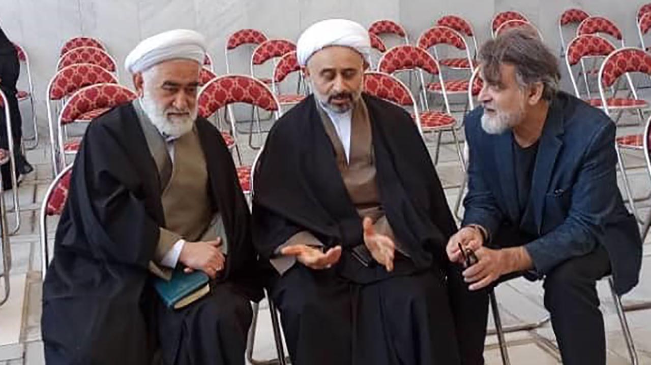 پیکر زنده یاد عماد افروغ تشییع و در حرم امام خمینی (ره) آرام گرفت