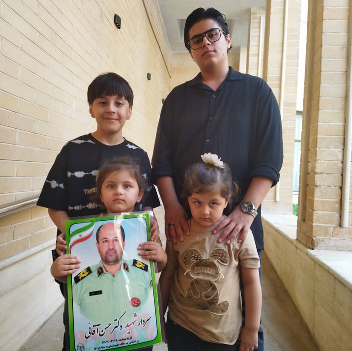 خانواده شهید حسن آقاخانی