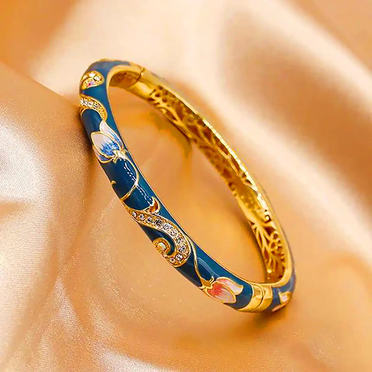 بنگل میناکاری شیک