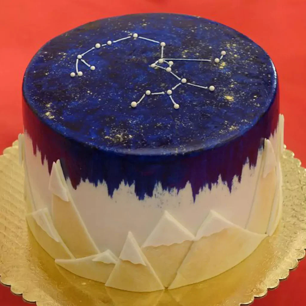کیک تولد طرح صورت فلکی