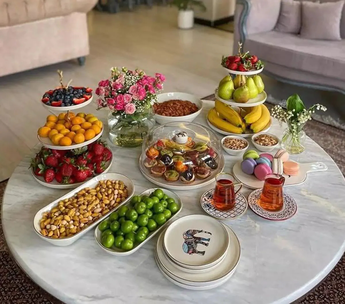 چیدمان میز پذیرایی