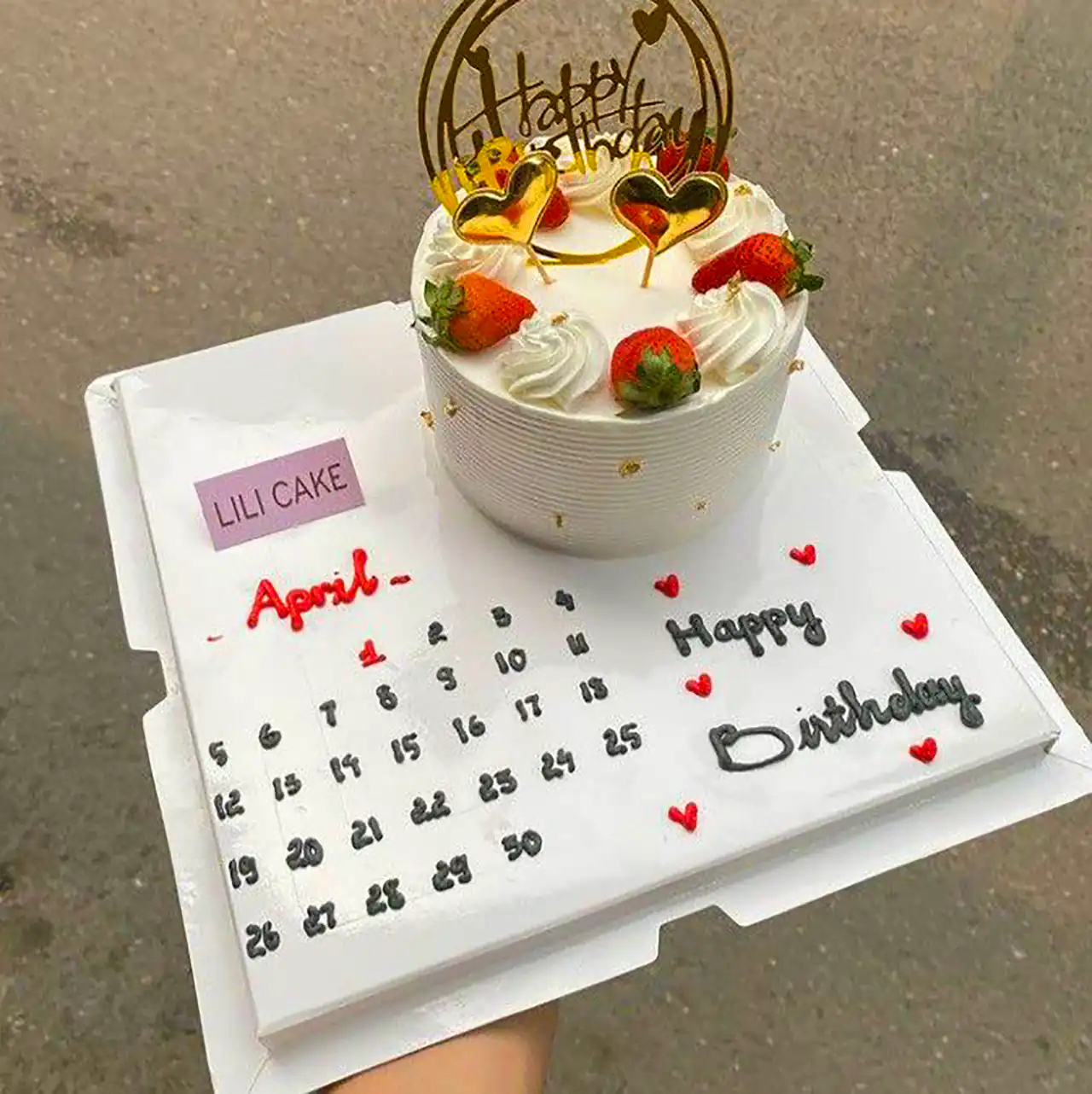 کیک تولد تقویم دار