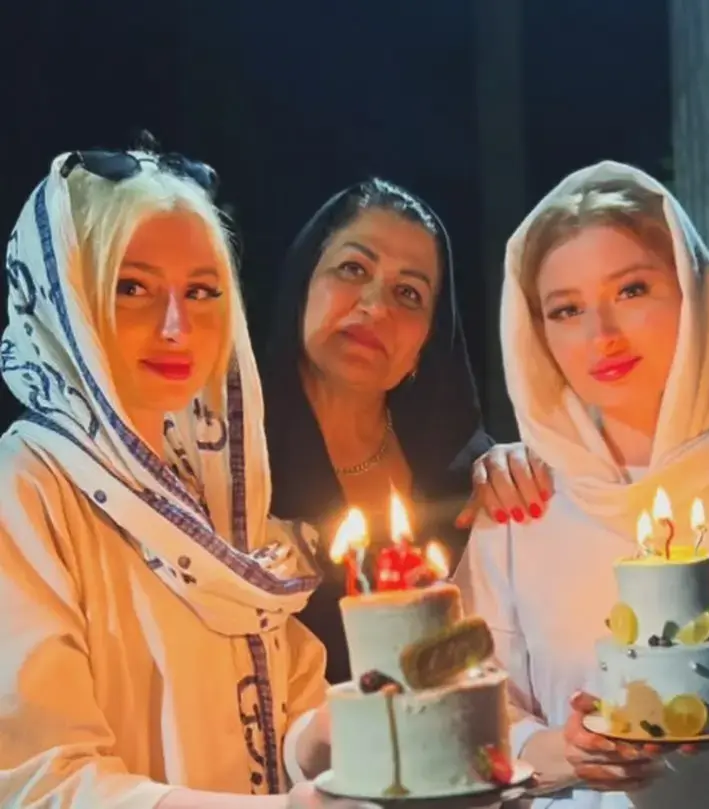سارا و نیکا