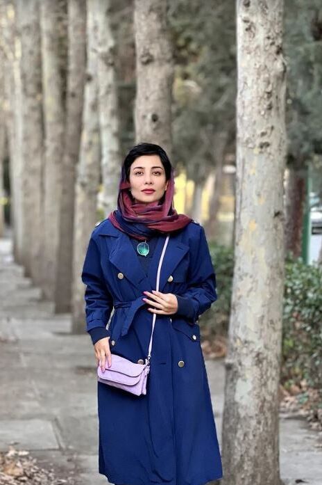 دنیا جهان‌منش
