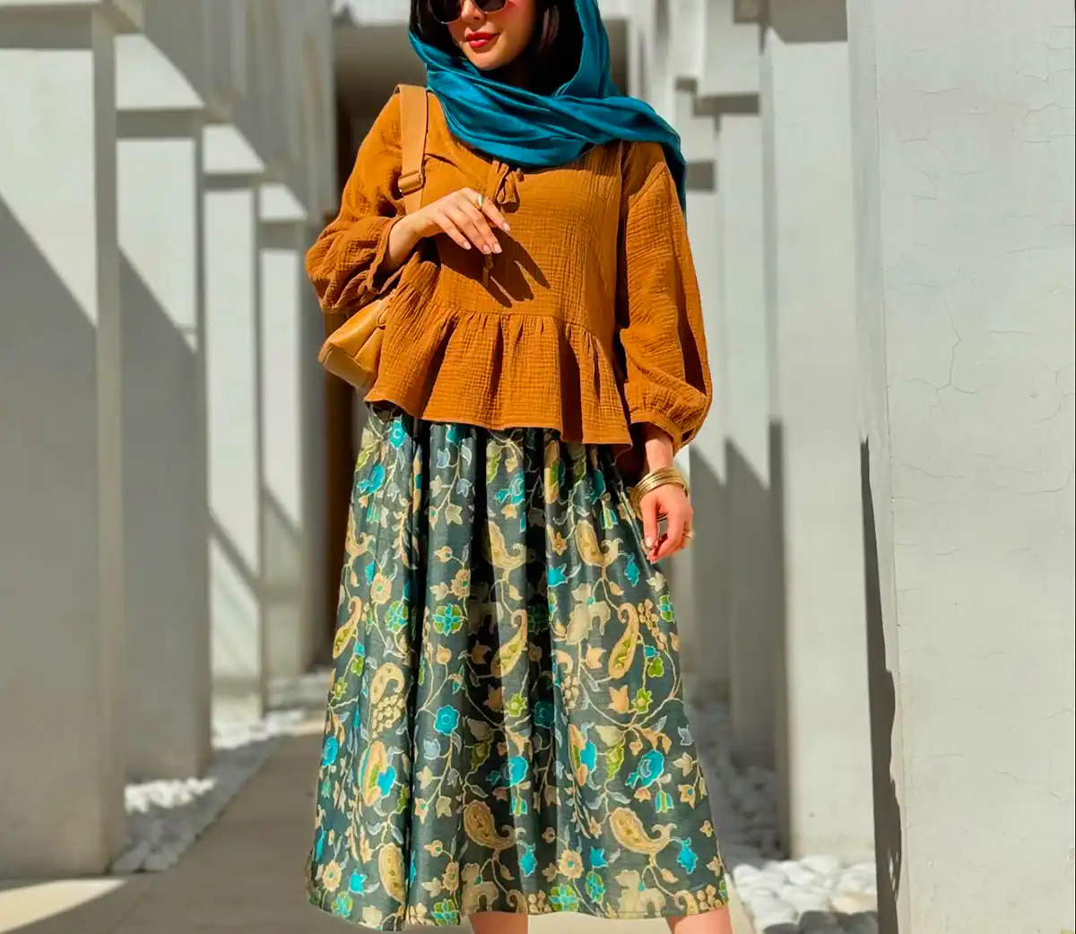مانتو رنگی سرزنده