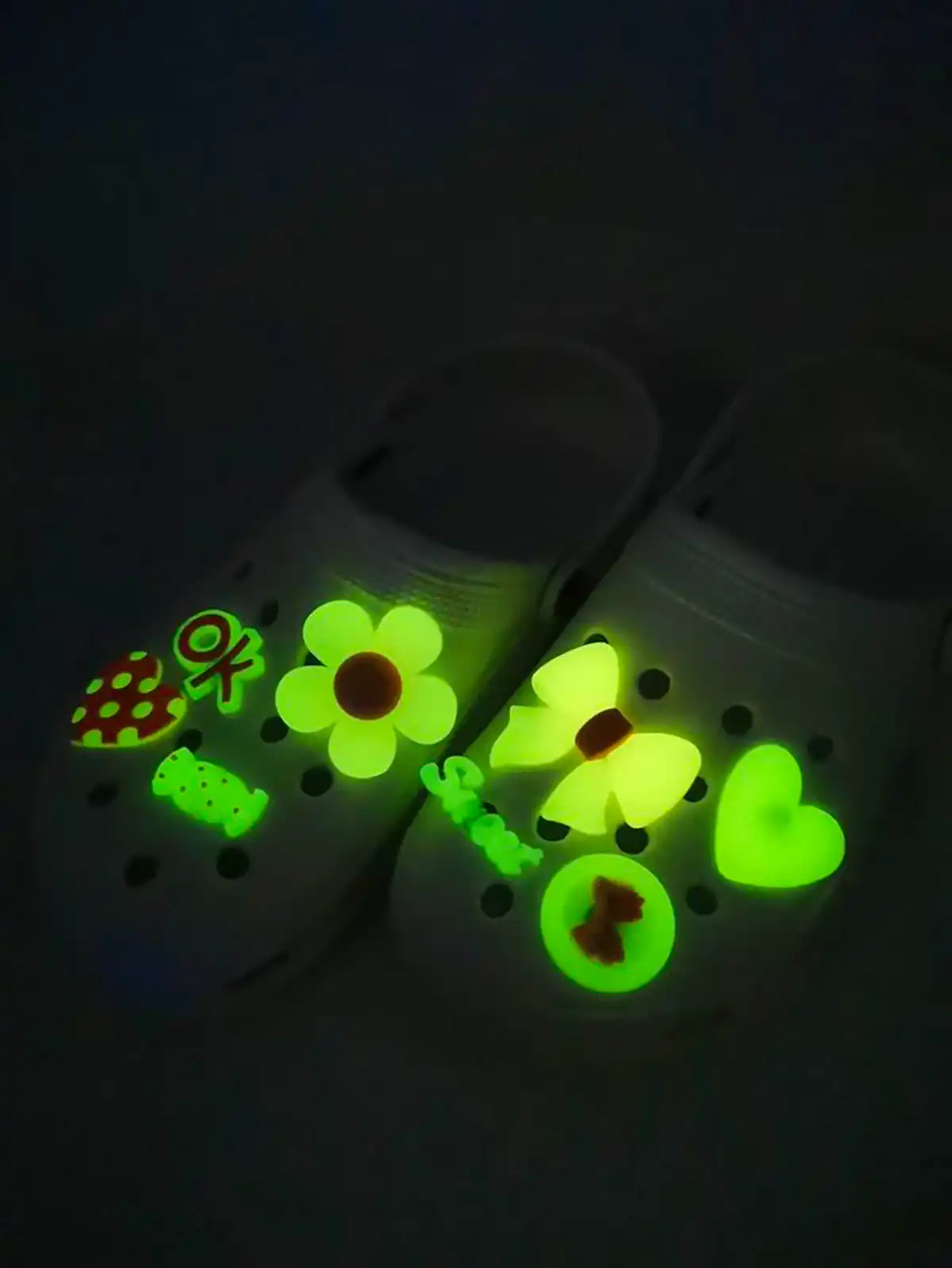 کراکس شب نما دخترانه
