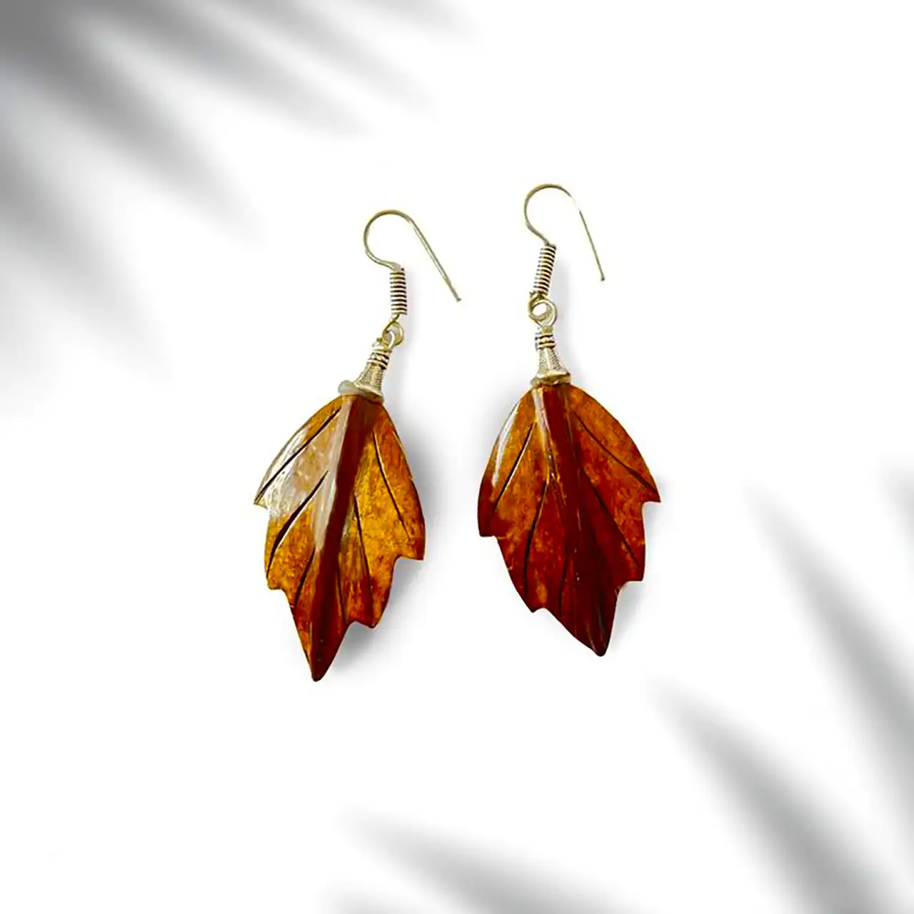 گوشواره چوبی طرح برگ