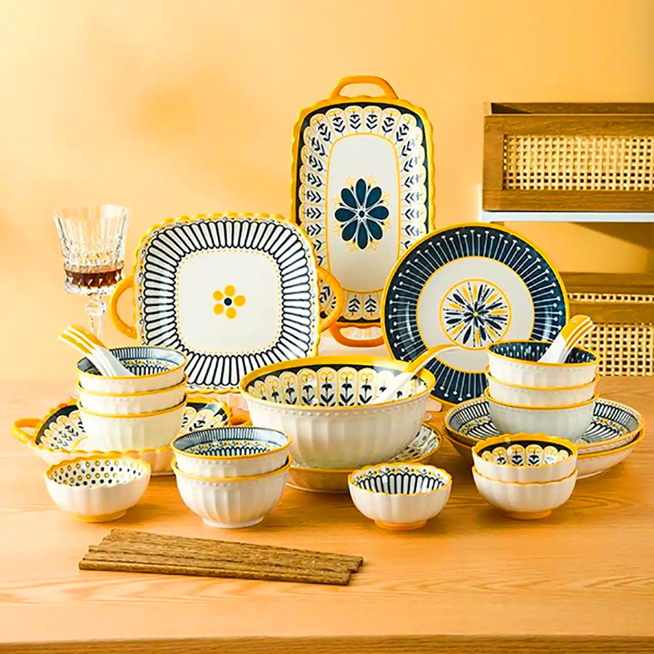 ظروف شیک و آنتیک قدیمی