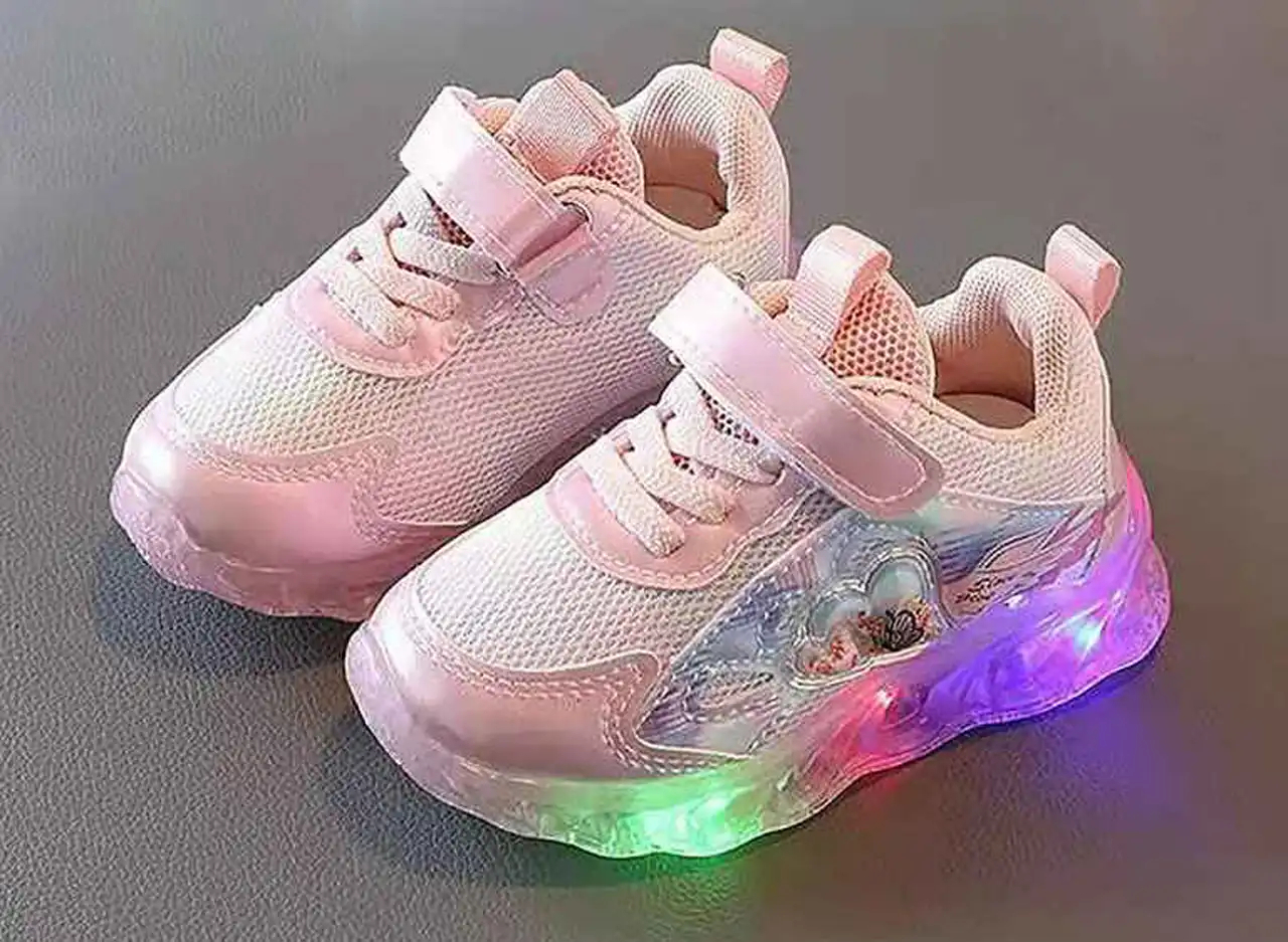 کتونی کیوت بچه‌ گانه + جدیدترین و خفن ترین مدل های کتونی بچه‌ گانه دخترانه و پسرانه