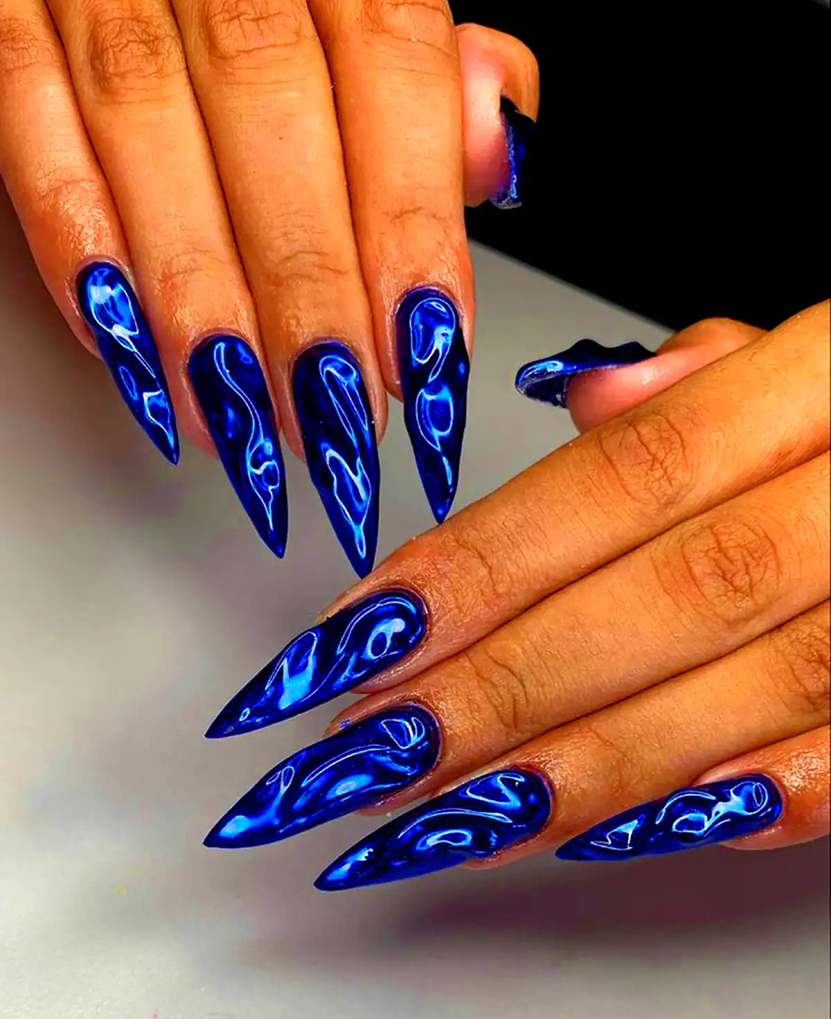 طرح ناخن آبی شیک