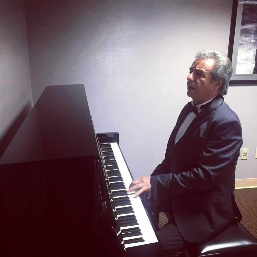 عارف خواننده