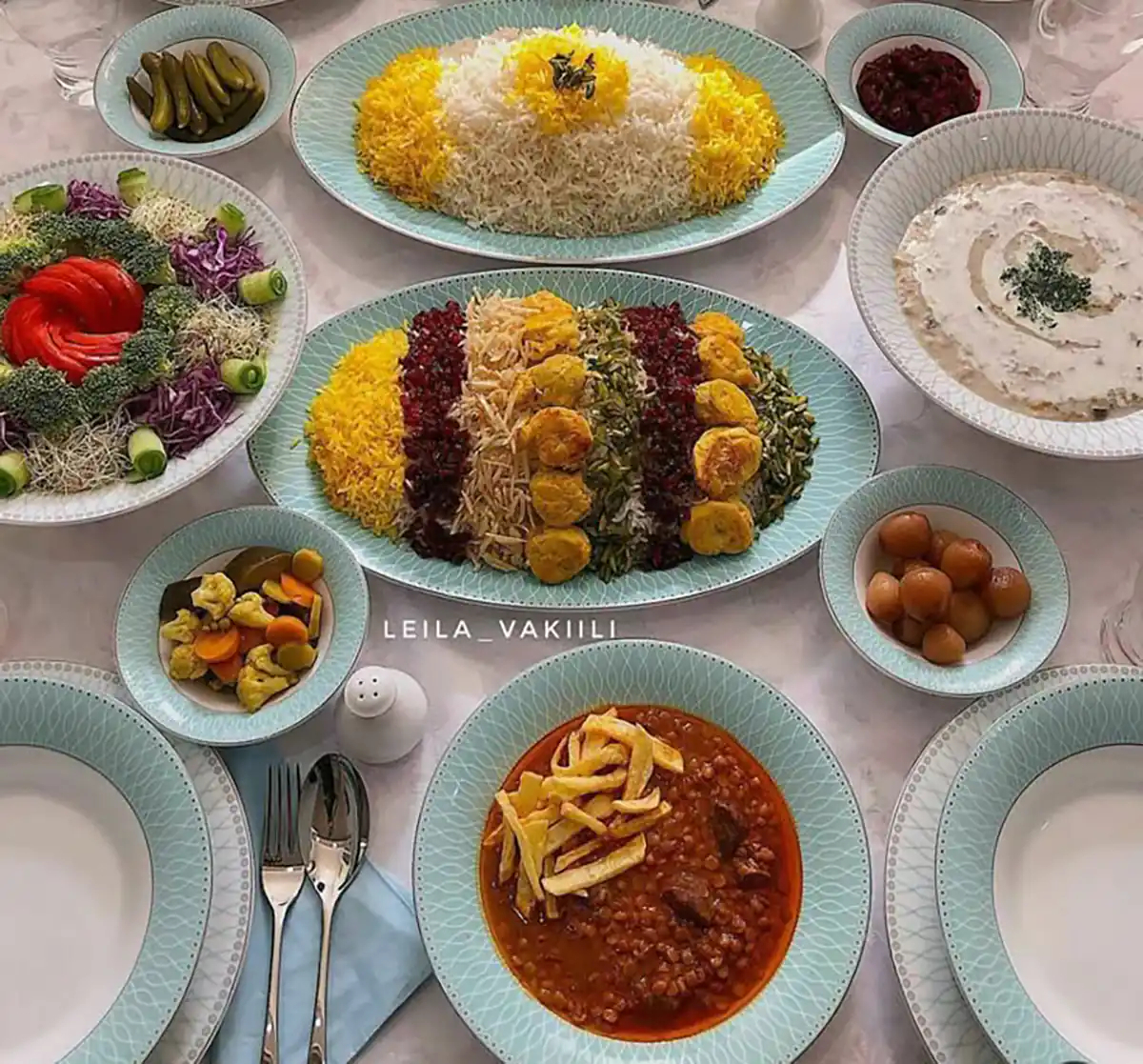 عکس سفره هفت سین عکس سفره هفت سین فانتزی سفره هفت سین مدرن تزیین سفره شام ایرانی عکس سفره غذای شیک 