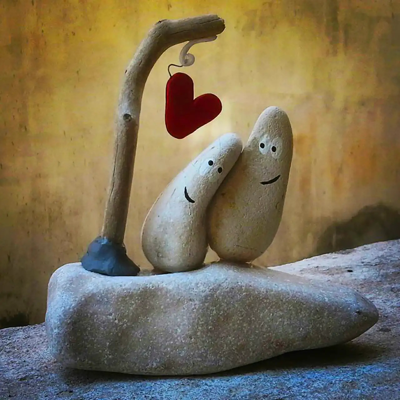 کاردستی خلاقانه با سنگ رودخانه