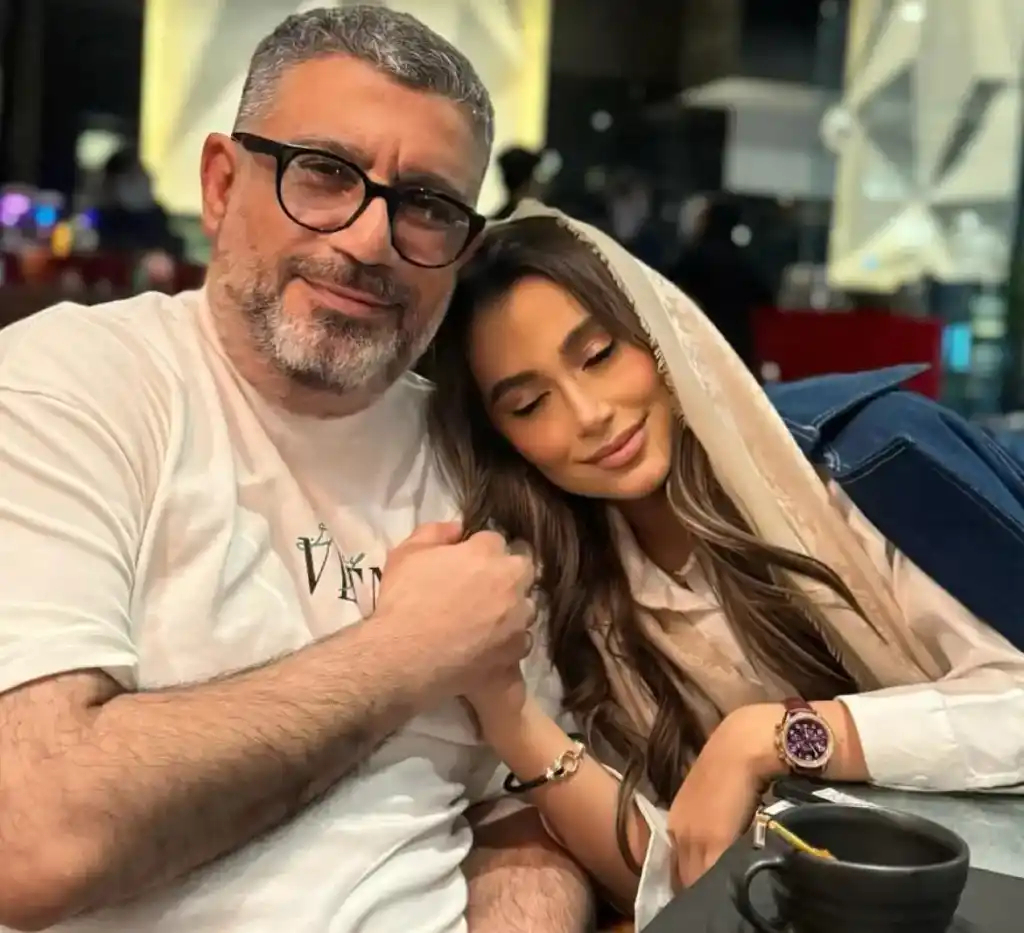 هلن رشیدپور در کنار پدرش رضا رشیدپور
