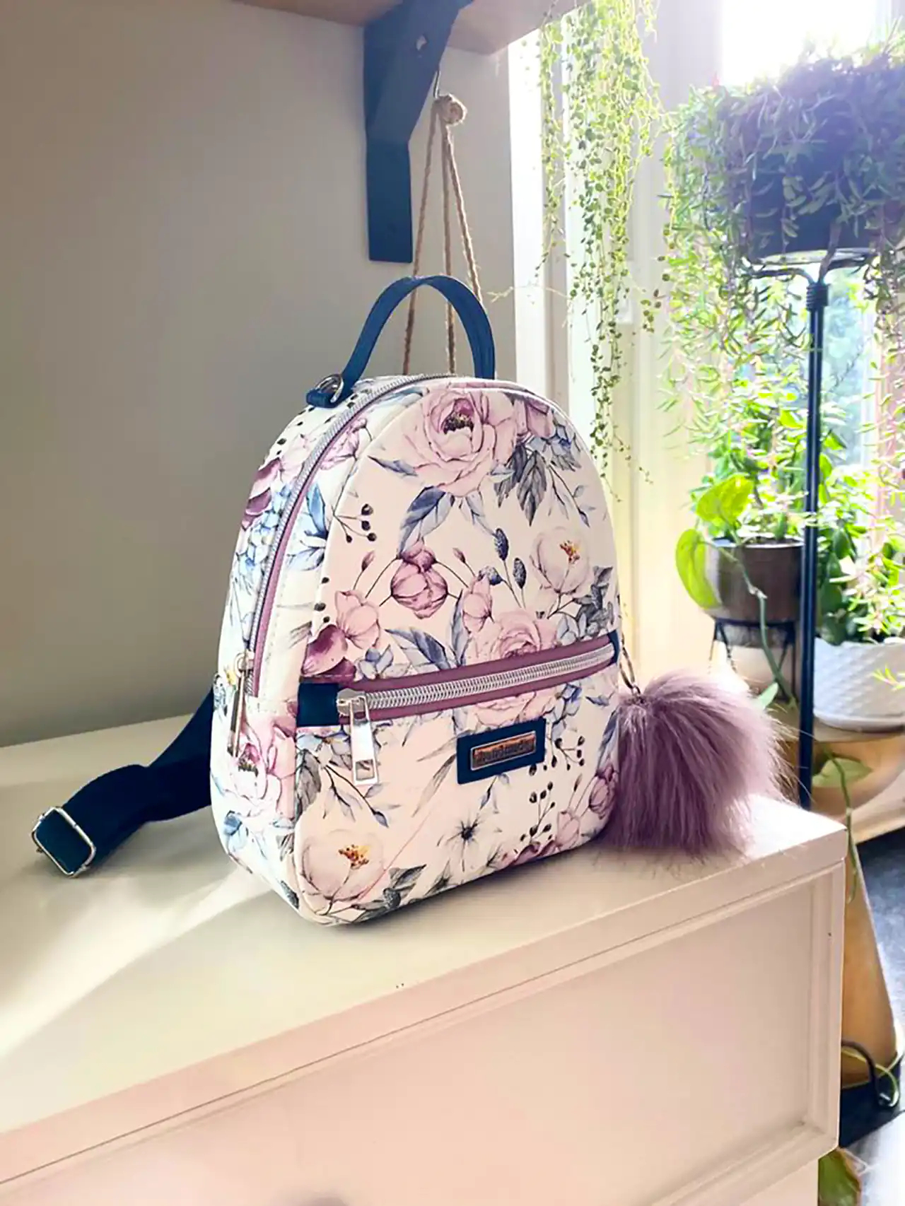 کوله پشتی مینیمال لوکس