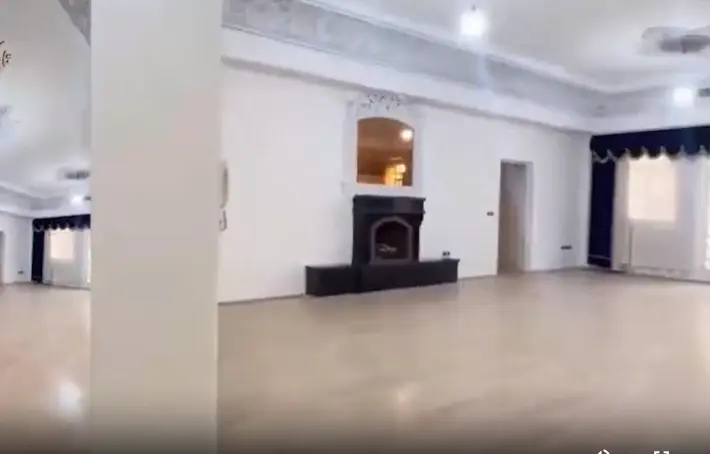مهران مدیری