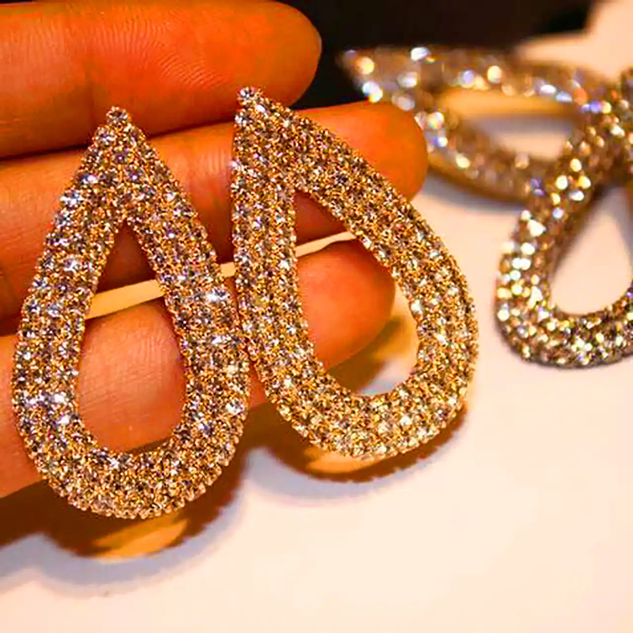 گوشواره جواهردوزی دستساز