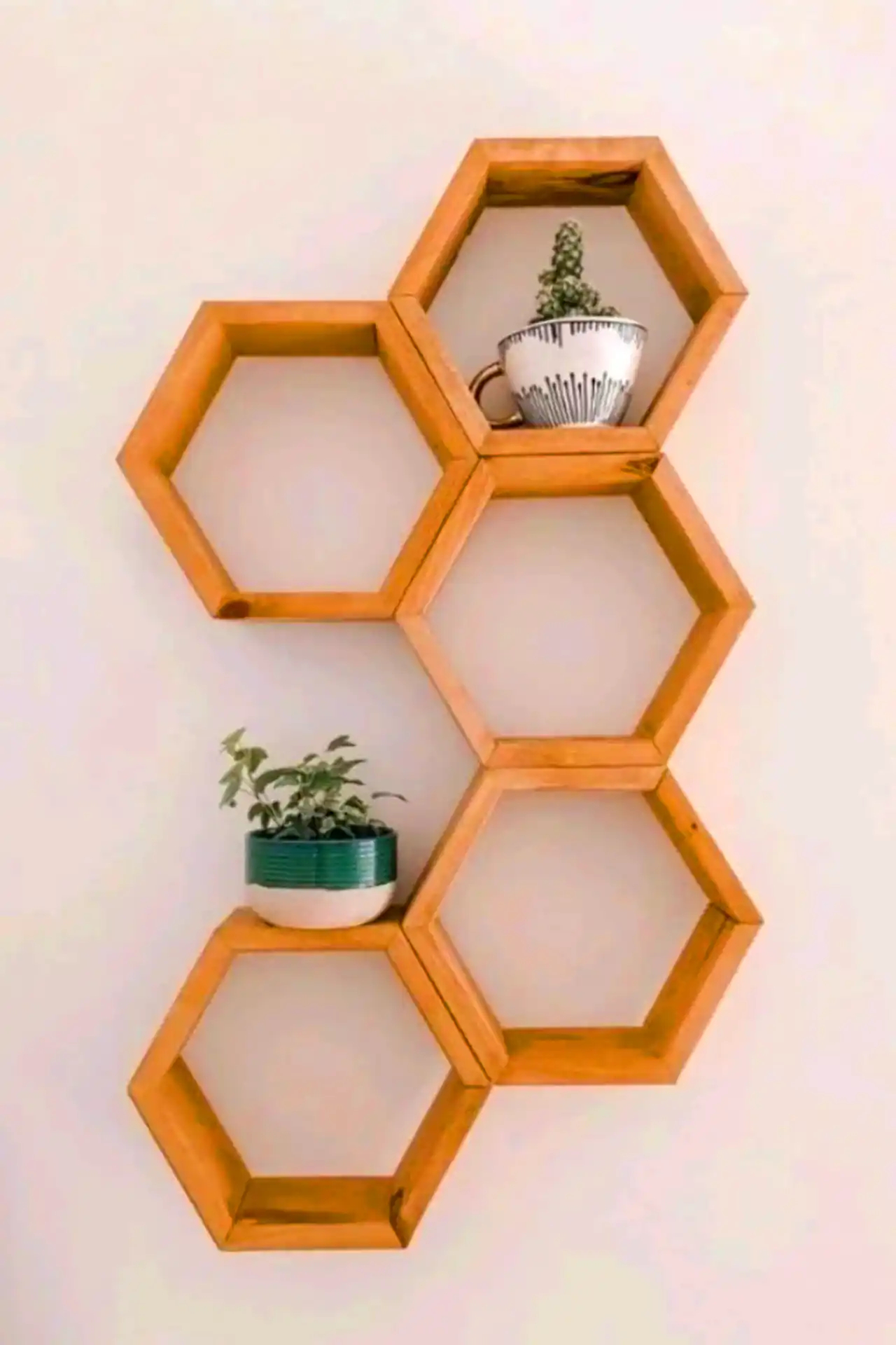 قفسه دیواری چوبی شش ضلعی